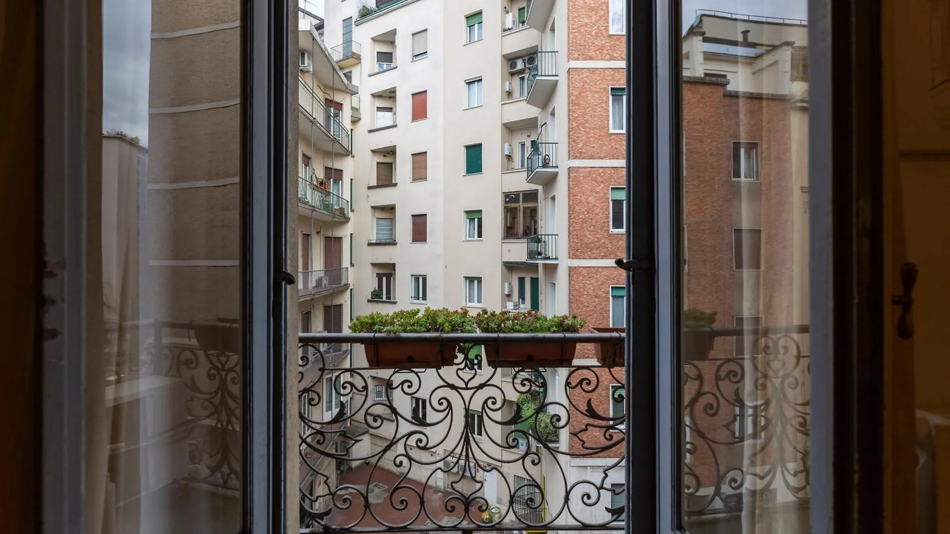 Quattro Dimore - Centro Storico Milan