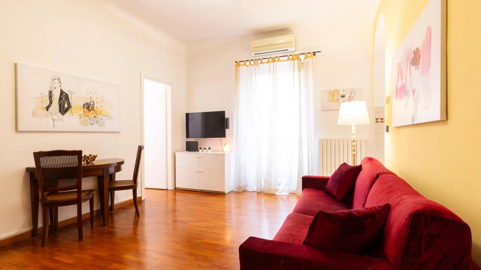 Quattro Dimore - Centro Storico Milan Apartment
